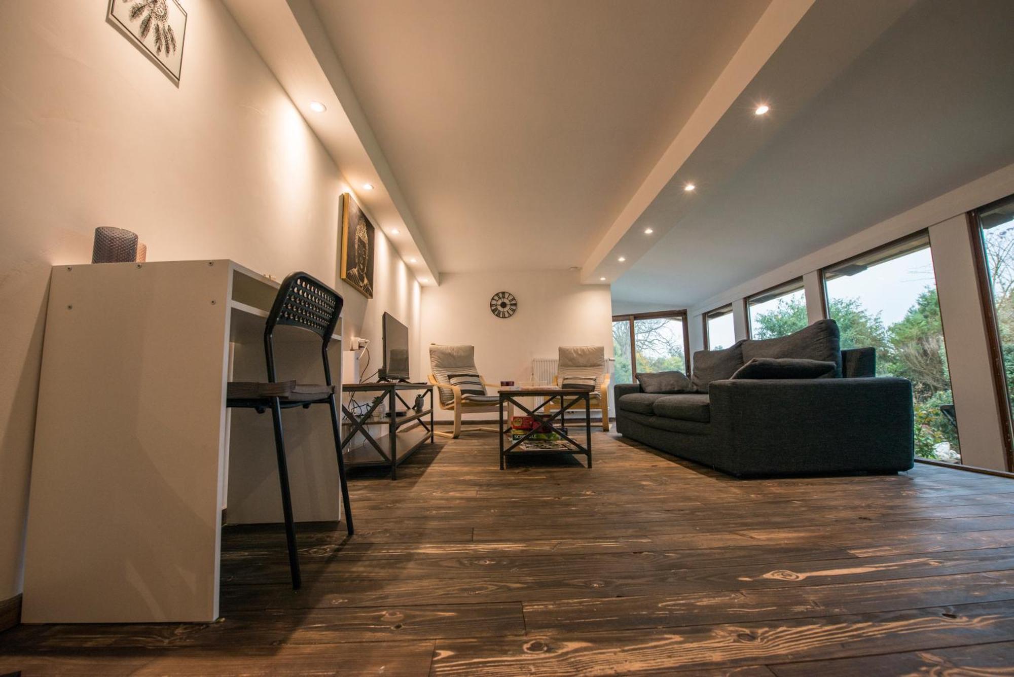 Le Chalet Naturzen Hastiere-par-dela Exterior photo